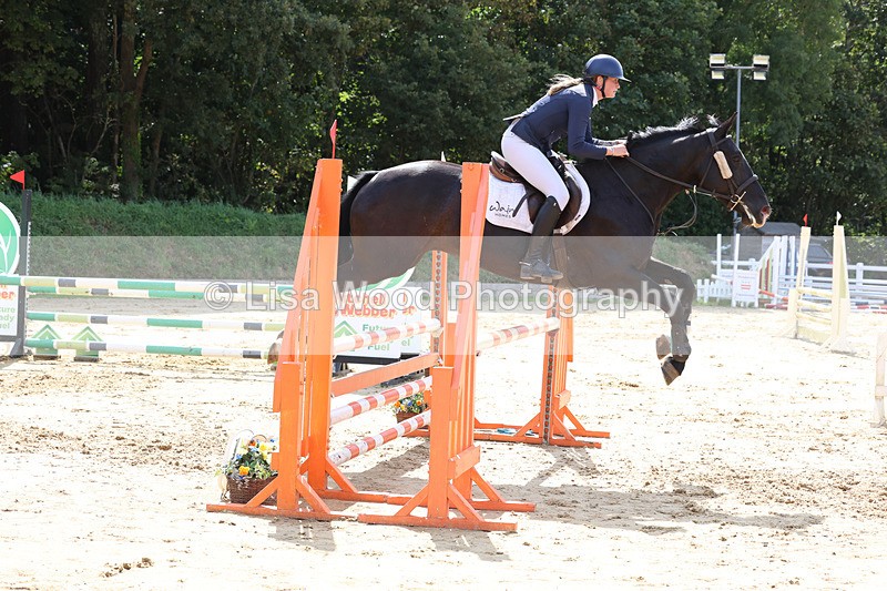 3E7A3586 - Class 4: Senior British Novice/90cm open