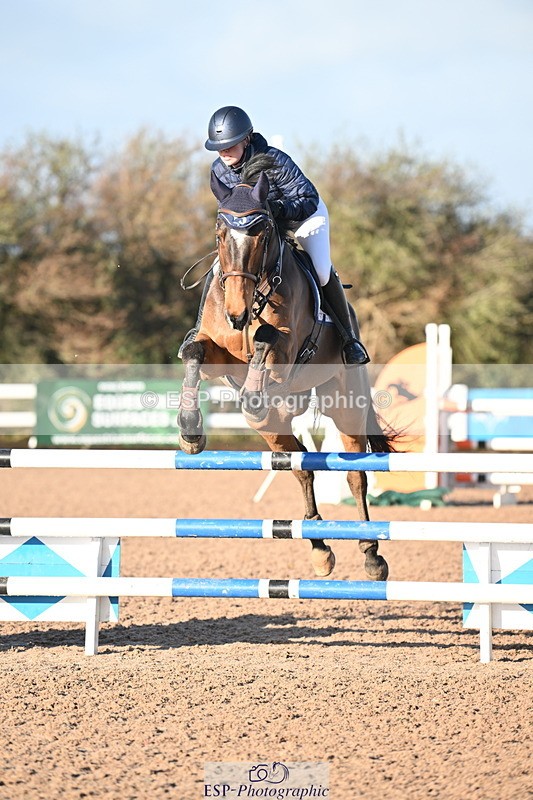 231209A-110937-01573 - Cls 11 Snr 1.05m Open