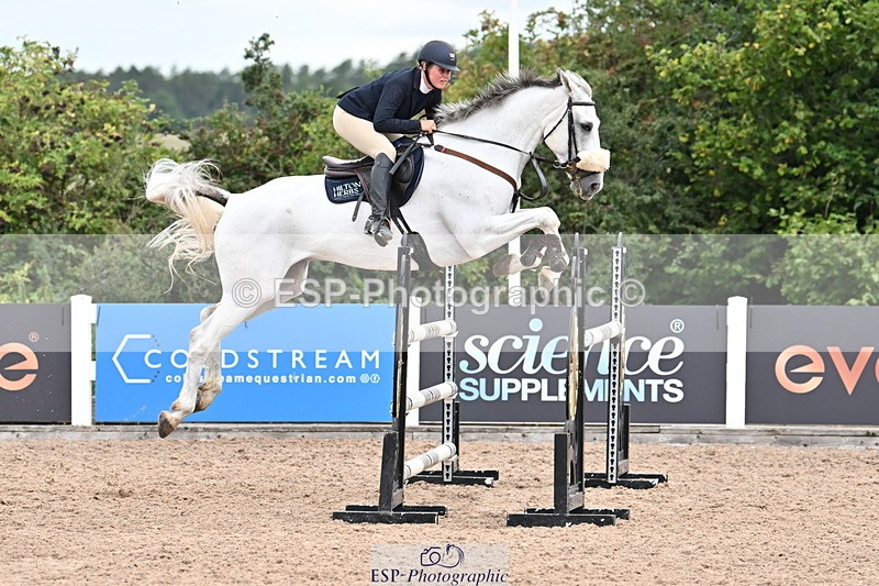 250820B-131014-00708 - Cls 4 Newcomers and 1.10m Open