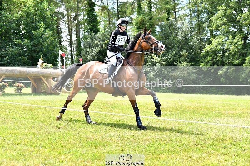 260530A-122113-13954 - C-374-Hannah.Nicolson