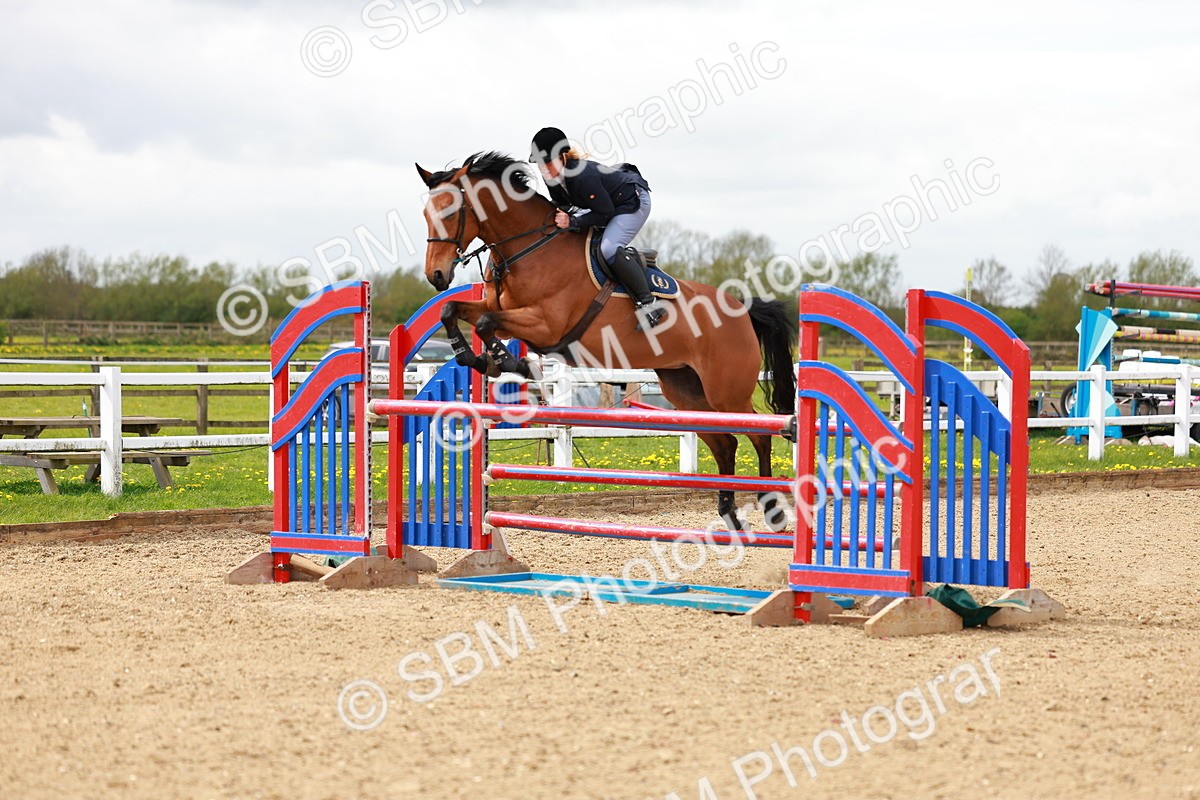 SBM_002341 - Class 10 - Senior Newcomers - 1.10m