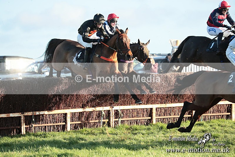 PtP 301125  0731 - Hursley Hambledon Point-to-Point Larkhill Racecourse 30/12/2025