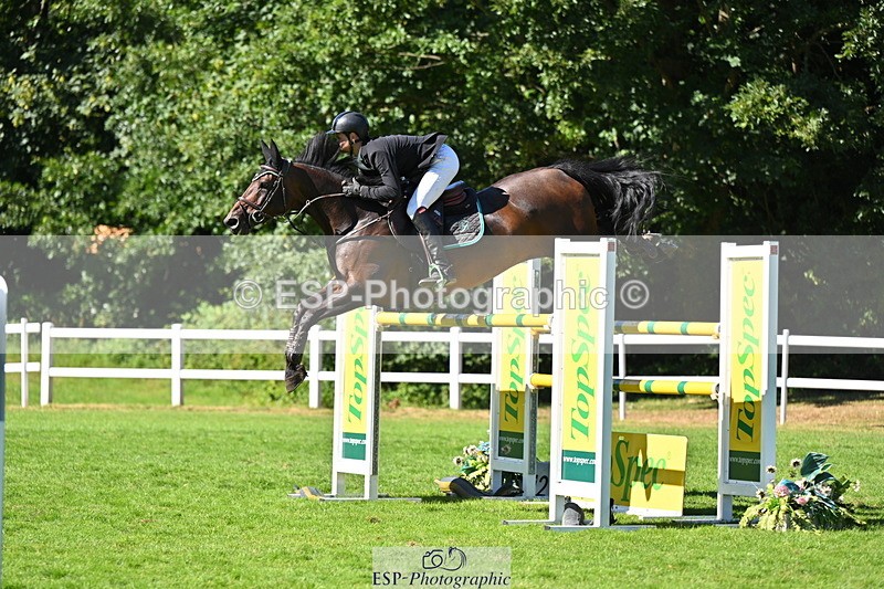 260704A-164437-16234 - Cls 33 Snr Fox Jump Off and Pres