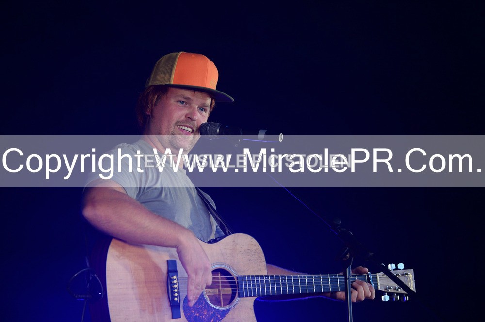 MSF_5516 - Sing it like Sheeran.