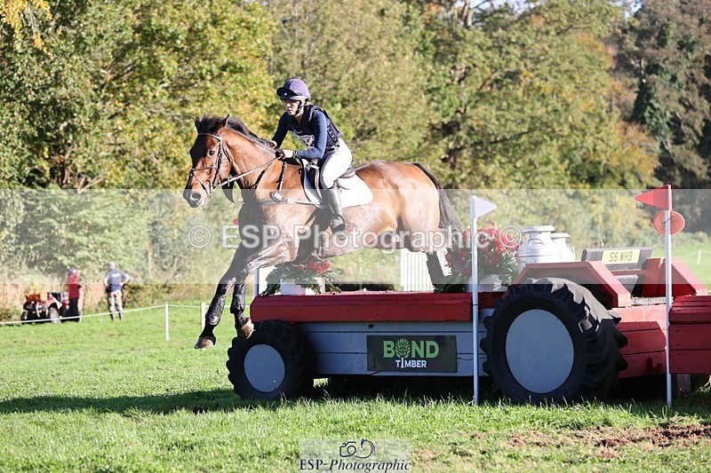 241026-152131-14492 - 582-Courtney.Romcke-JD.ON.THE.ROCKS