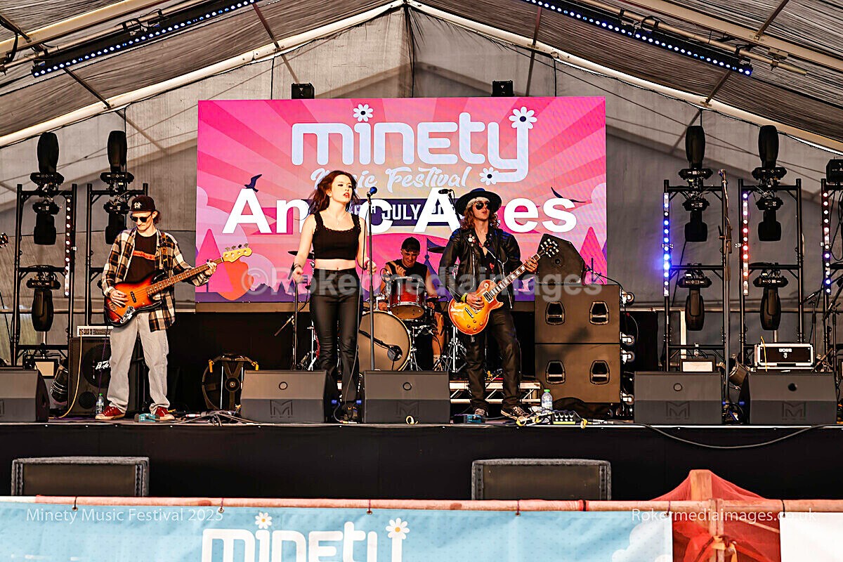 _MGL7228 - MINETY 2025