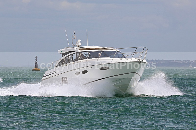 150607 WHITE ANGEL - PRINCESS V52  WT7A1363 - 130826 BLUE ANGEL NIMBUS 340