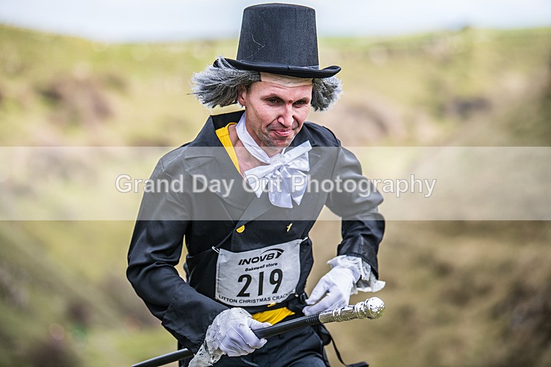 Litton-349 - Litton Christmas Cracker Fell Race (Limestone Series) Sunday 14th December 2025