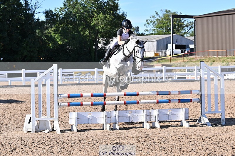 250708A-183348-00570 - 90cm Classes