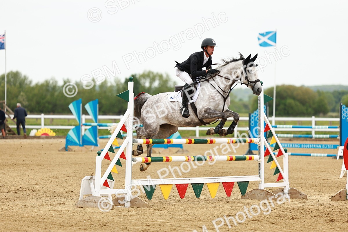 SBM_001010 - Class 4 - Senior Newcomers - 1.10m