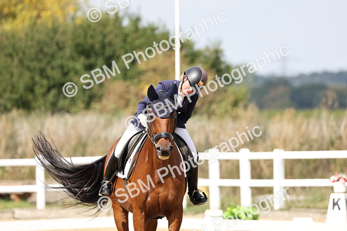 SBM_018681 - Class 16 - Novice 5 - 12.08-13.11