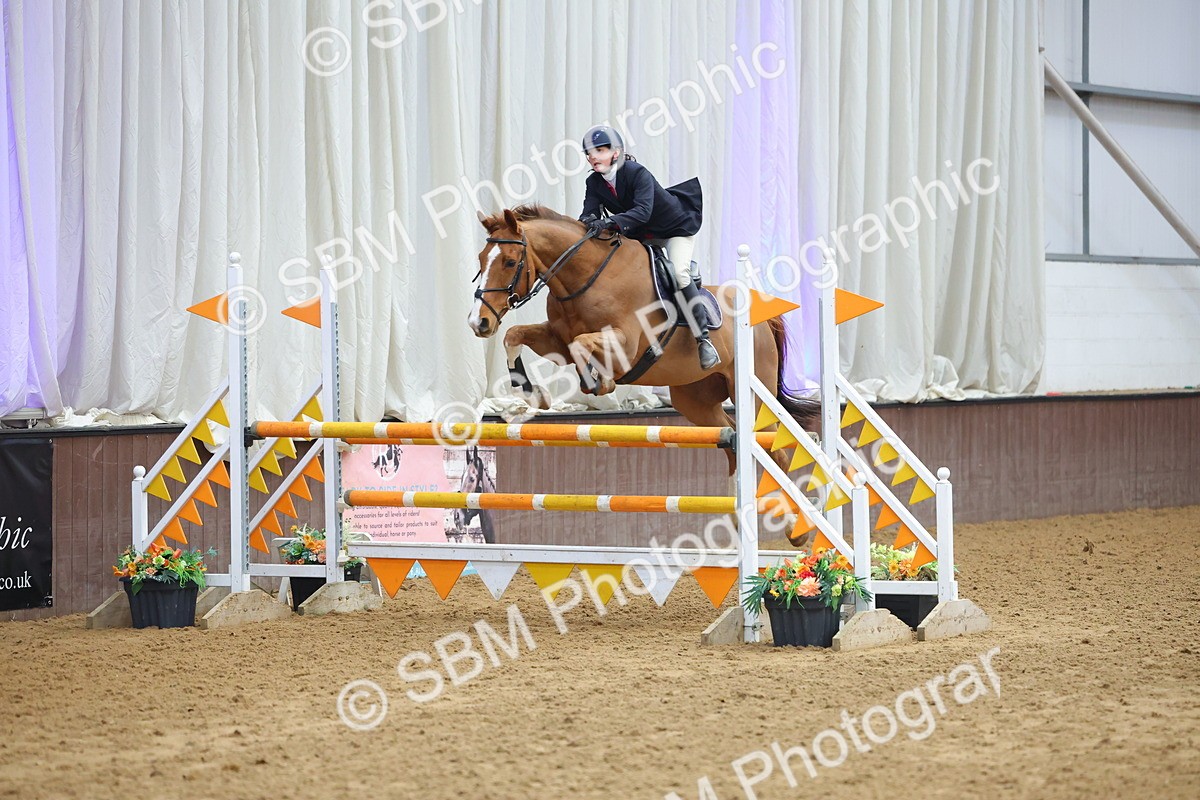 SBM_010831 - Class 23 - Senior Newcomers/ 1.10m Open - First Round (1.10m)