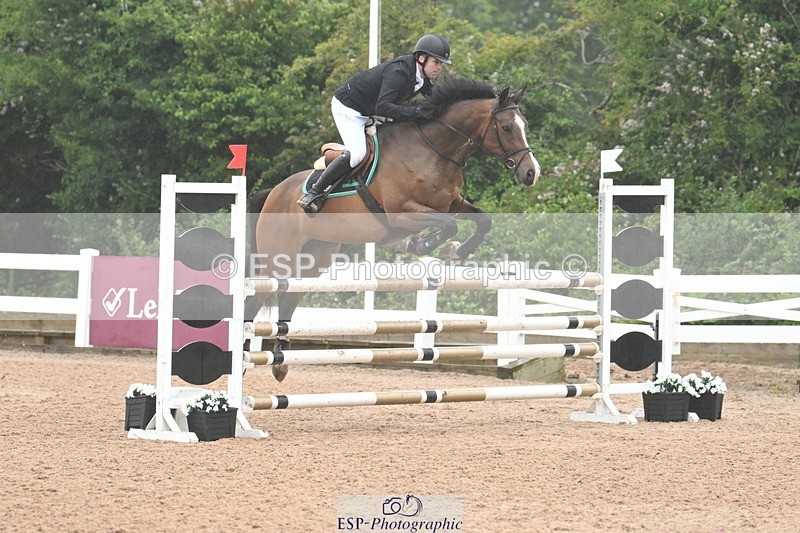 240720A-112926-14480 - Cls 11, 1 Star Bronze Tour 1.15m