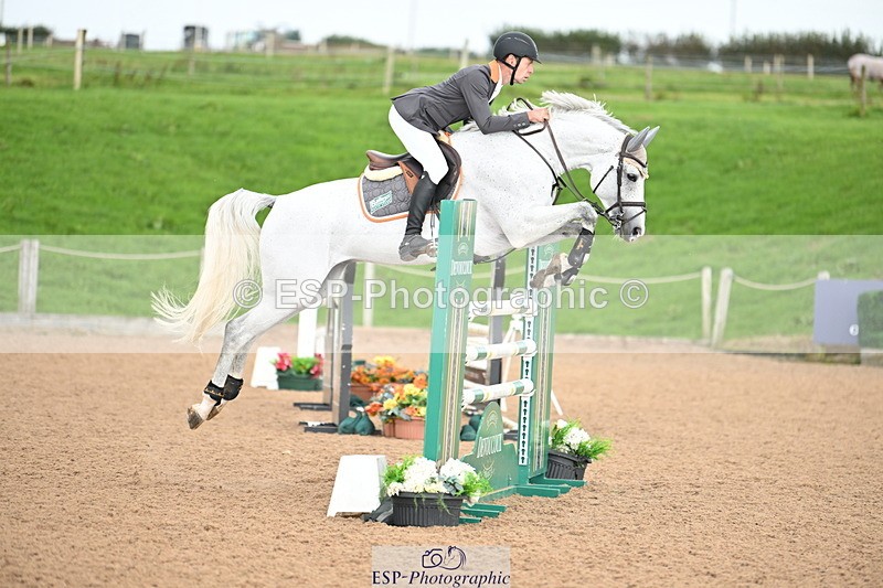 240912A-145923-02297 - Cls 5 National 1.30m Open