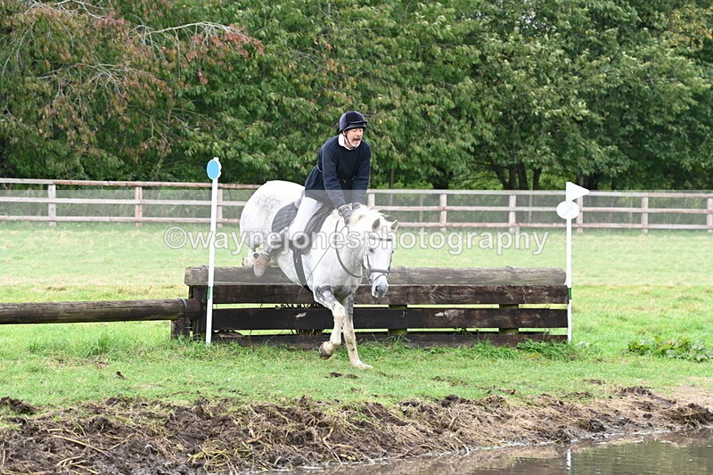 WJ6_5792 - Time at Photographer 12:31 to 12:40