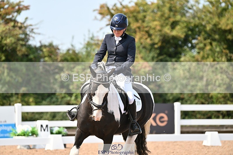 250816-132057-04651 - 114-Stacey.DonnisonPaddy.XIII