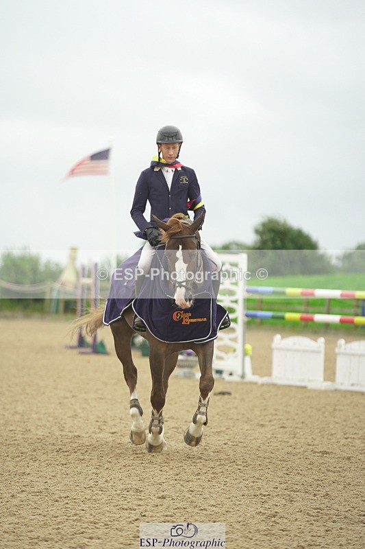 230730A-135732-10202 - Cls 27 Chard Grand Prix