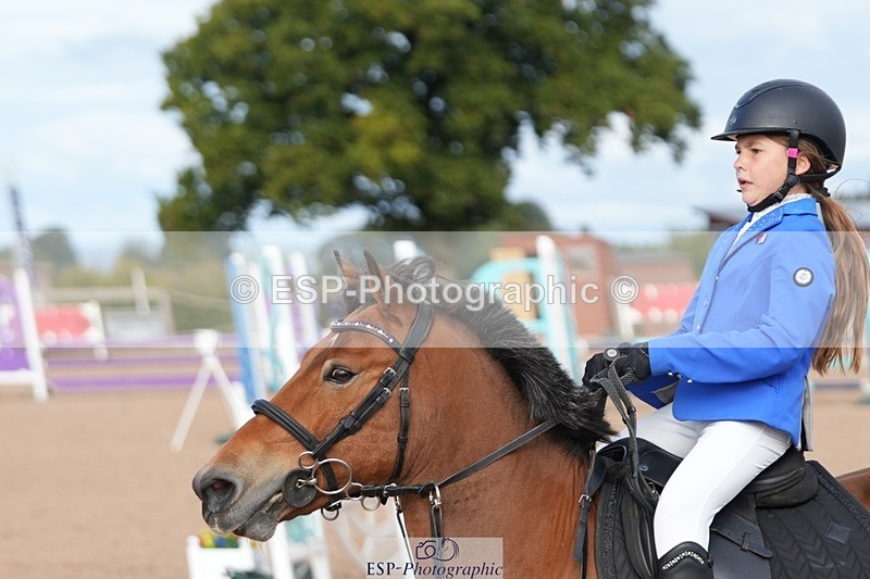250921-100819-02109 - Cls 4 Pony British Novice and 80cm