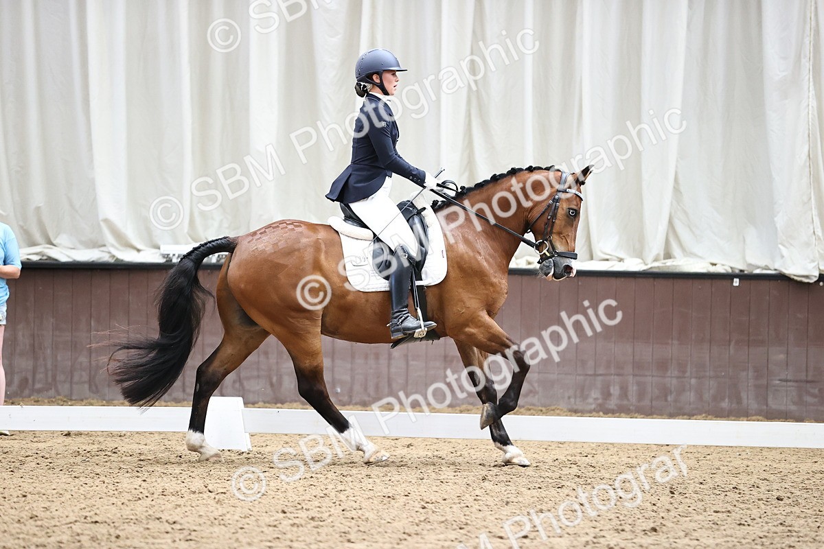 SBM_001855 - Novice 4 - 11.15-13.22