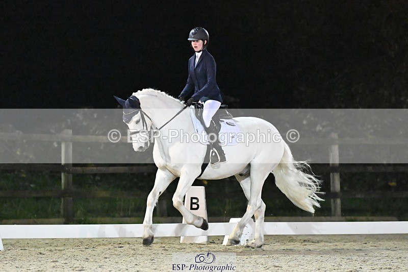 241103-173300-03563 - Novice 1 - 16.18 to 17.50