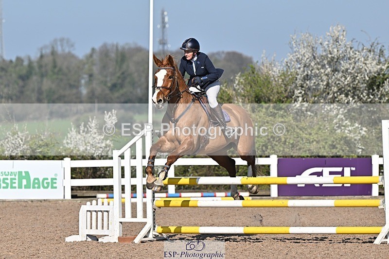 250409-094412-00021 - Clear round, Brit Nov & 90 open