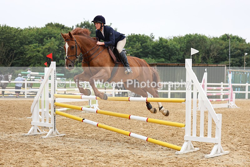 3E7A6284 - Class 8: Senior Newcomers/1.10m open