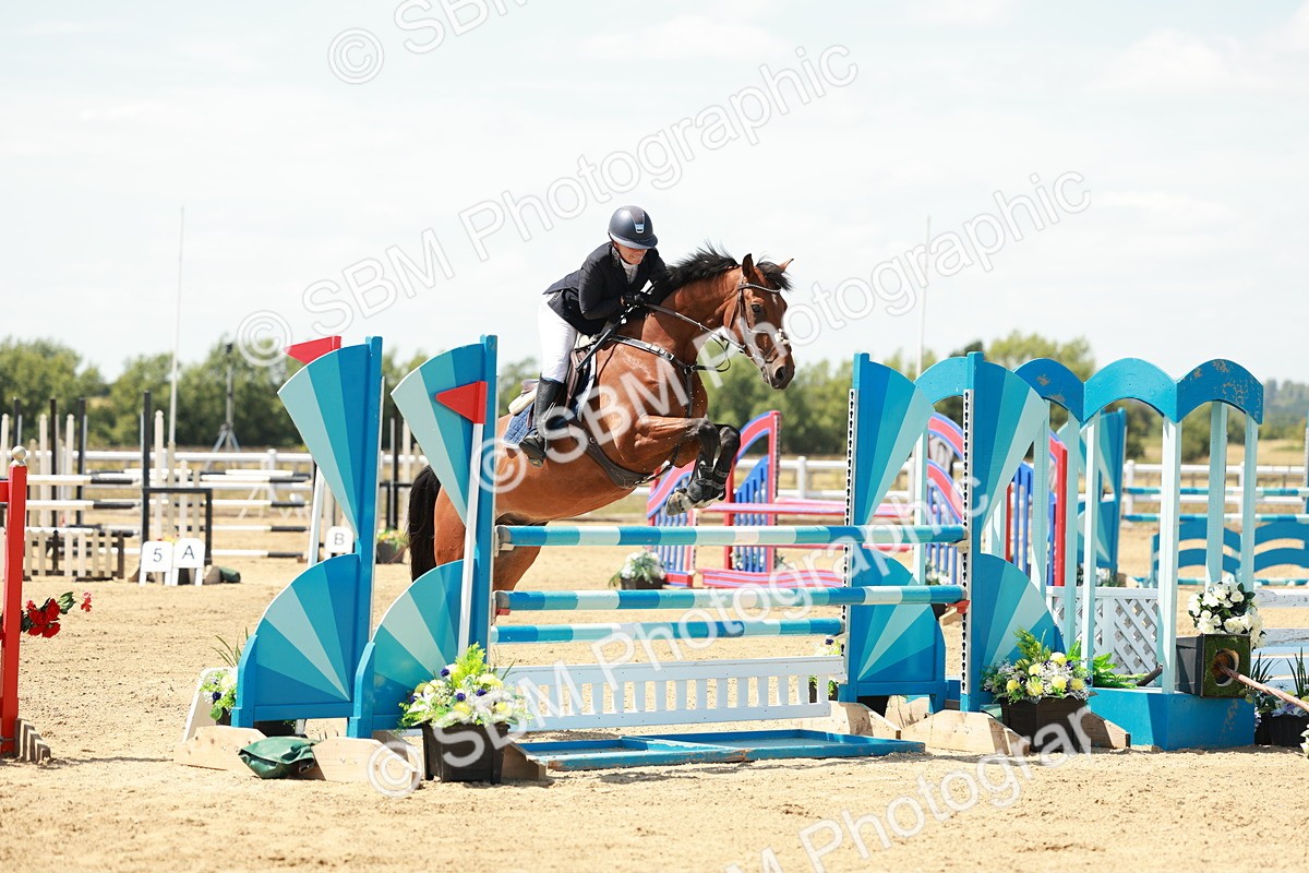 SBM_007517 - Class 3 - Senior Newcomers - 1.10m Open