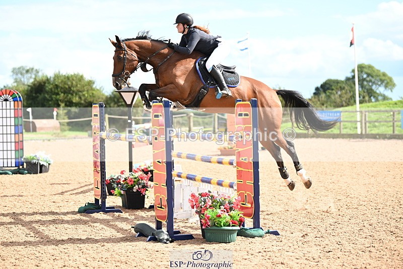 240912A-142034-02159 - Cls 5 National 1.30m Open