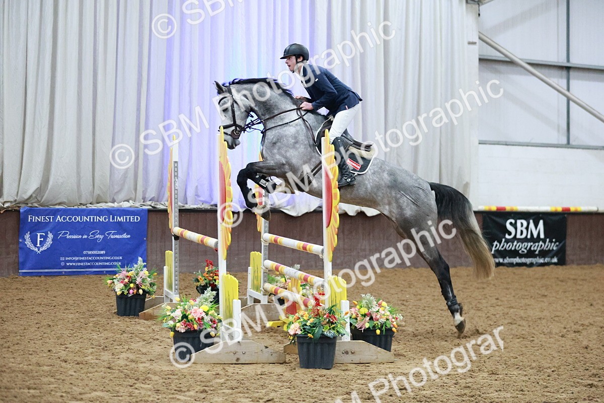 SBM_004417 - Class 17 - Senior Newcomers - 1.10m