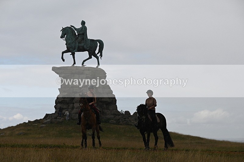 DSC_8369 - Time at Statue 13:52 to 14:33