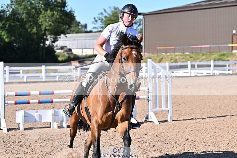 250708A-181809-00468 - 90cm Classes