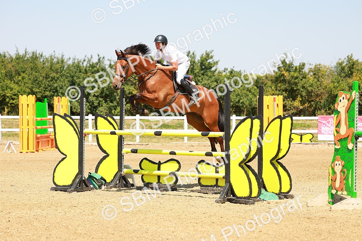 SBM_001843 - Class 5 - Senior Foxhunter - 1.20m