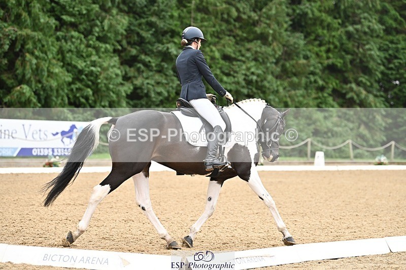 240811-111703-05135 - 189-Emma.Jenkinson-Fleur.C