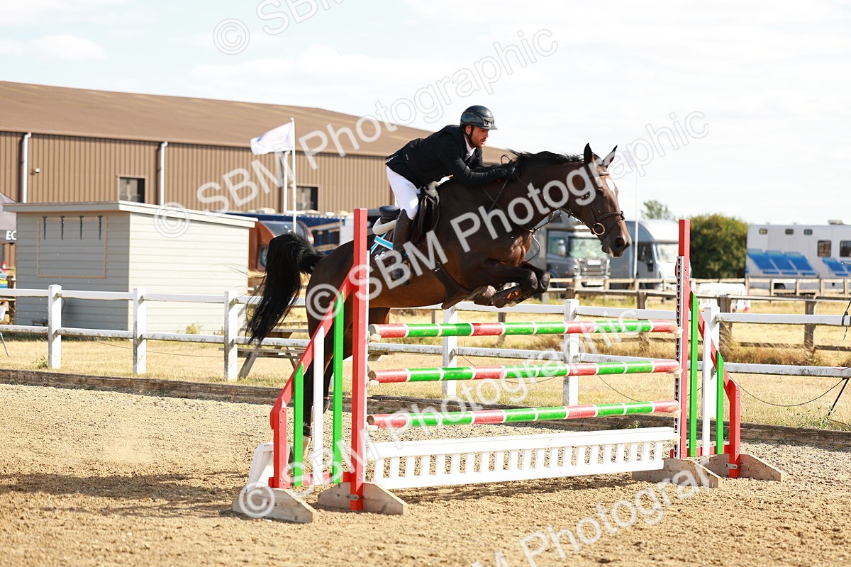 SBM_007610 - Class 5 - Senior British Foxhunter - 1.20m