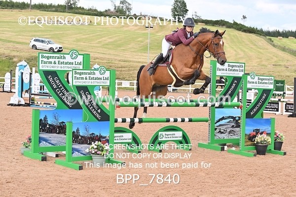 BPP_7840 - CLASS 16 FRI GFS Saddles Senior Newcomers/1.10m Open