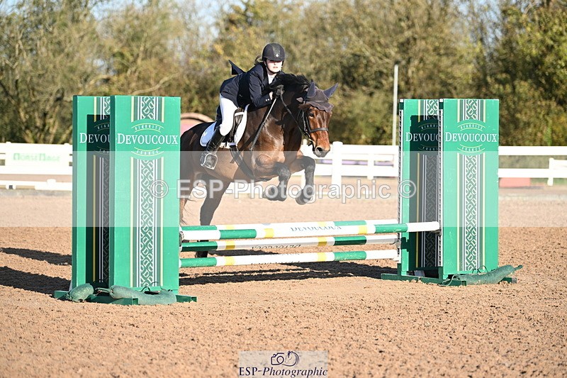 241026A-102008-00119 - SAT Cls 3 Pony Intro 70cm