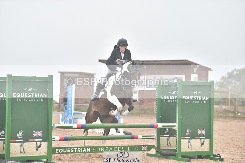 250830-134242-03289 - F-252-Jodi.Cameron