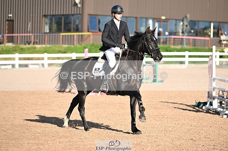 241026A-143908-01385 - SAT Cls 16-18 Children on Horses