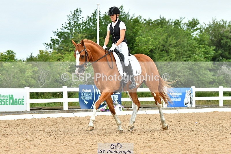 230702A-111606-08652 - Cls 26 Novice 37A