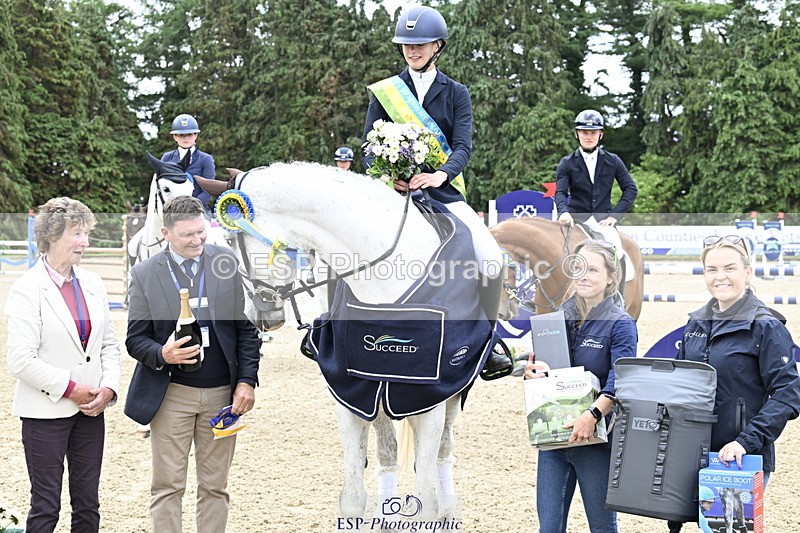 250525A-105916-15600 - Presentations Section A British Young Rider 3 Star