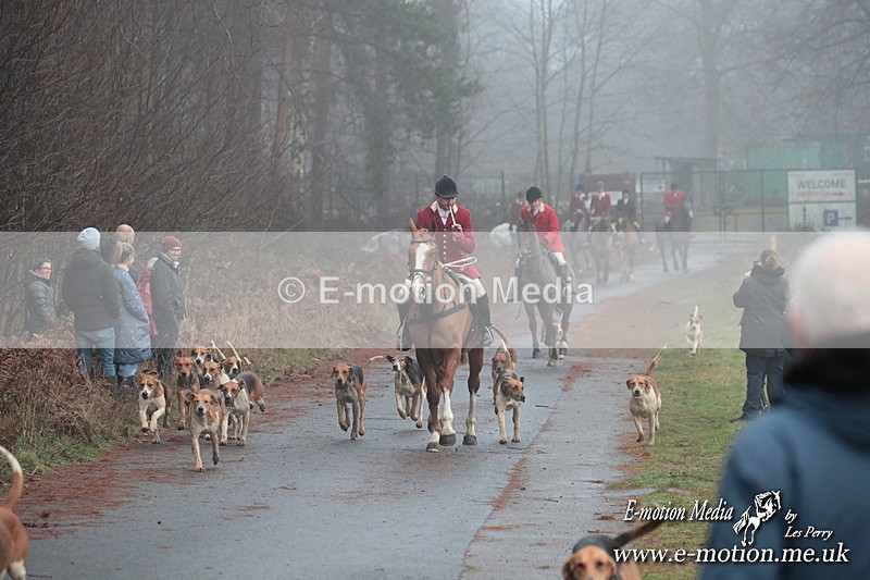 HUPY 261224 151 - Pytchley with Woodland Hunt Boxing Day Meet 26th December 2024
