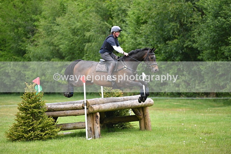 WJ5_5266 - Time 12:04 to 13:05