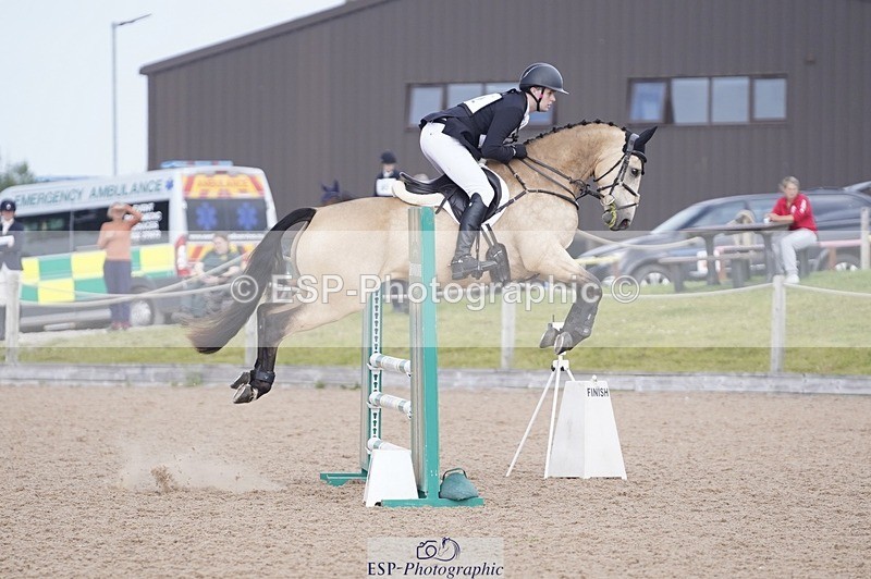 240831A-111450-01112 - 012-Frankie.Mckechnie-DUNBYMOONLIGHT