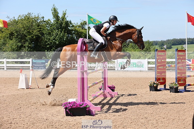 240718A-123805-05138 - Cls 9, 1 Star Bronze Tour 1.10m