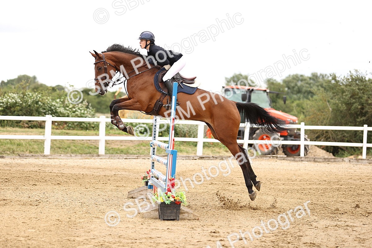 SBM_003131 - Class 21 - Senior Newcomers - 1.10m