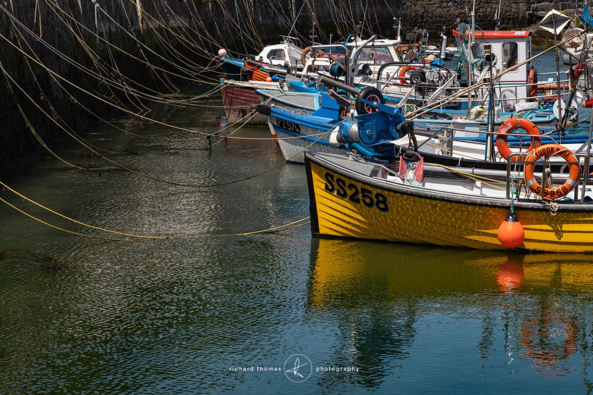 Tied up, High tide - Porthleven - Boats
