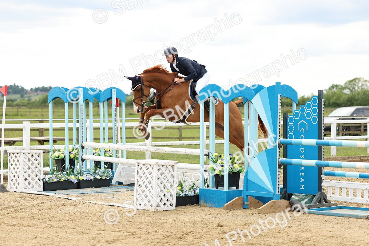 SBM_006241 - Class 19 - Senior Newcomers - 1.10m