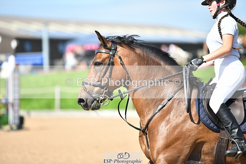 230903A-132334-04773 - Cls 15B U21 Intro 1m