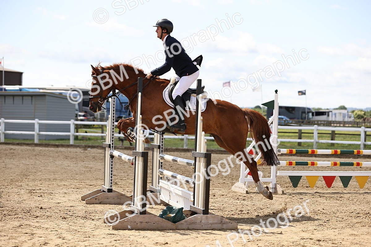 SBM_002361 - Class 9 - Senior British Novice - 90cm