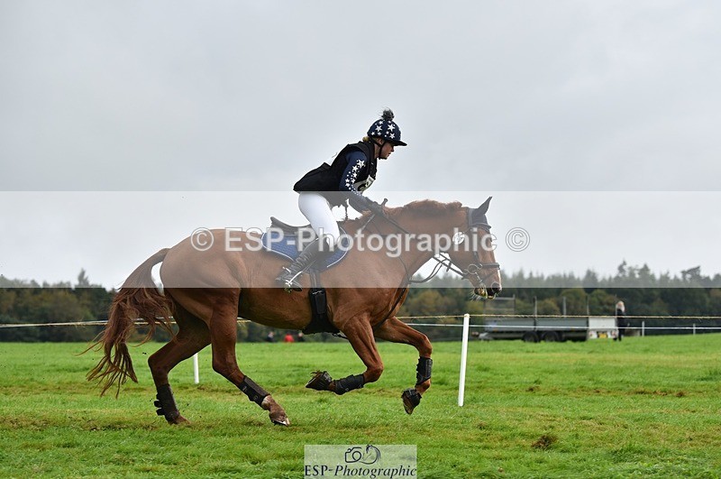 231021-100750-14285 - 643-MIH.TOPGUN-Ellie.Nicholson-SC+XC